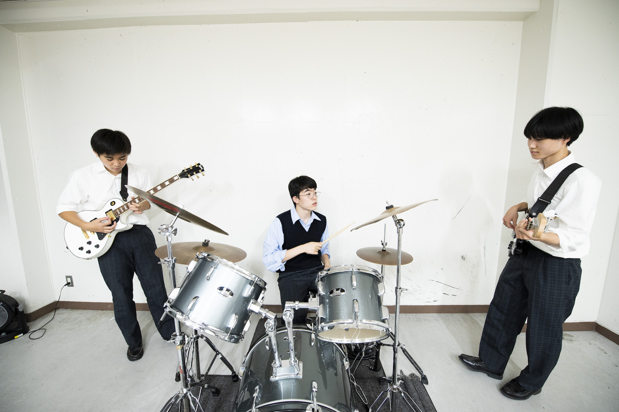 軽音楽|部活動紹介|成立学園中学・高等学校